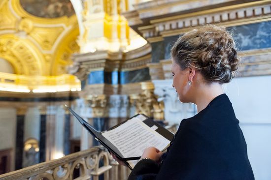 Linda Joan Berg auf einem Konzert für die Fundación Goethe